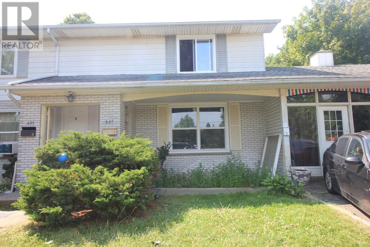 Primary Photo - 627-627 Commissioners Rd E
