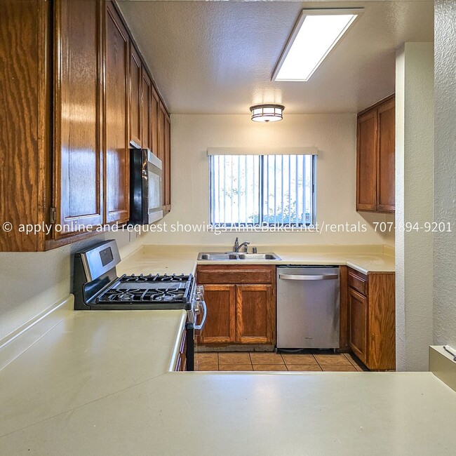 Foto del edificio - Cloverdale Meadows 2 Bedroom Condo Availab...