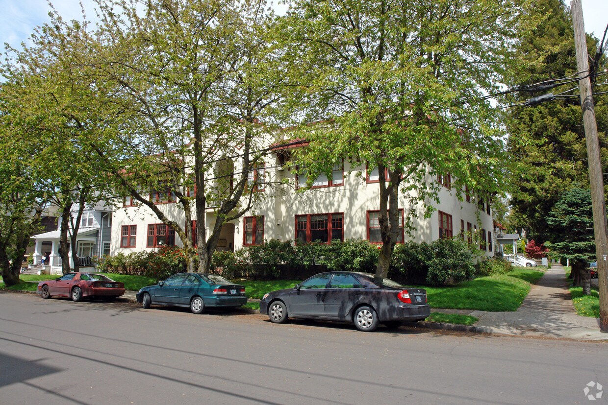 Foto del edificio - 1329 NE Hancock St