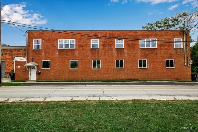 Foto del edificio - 126 E Niagara St