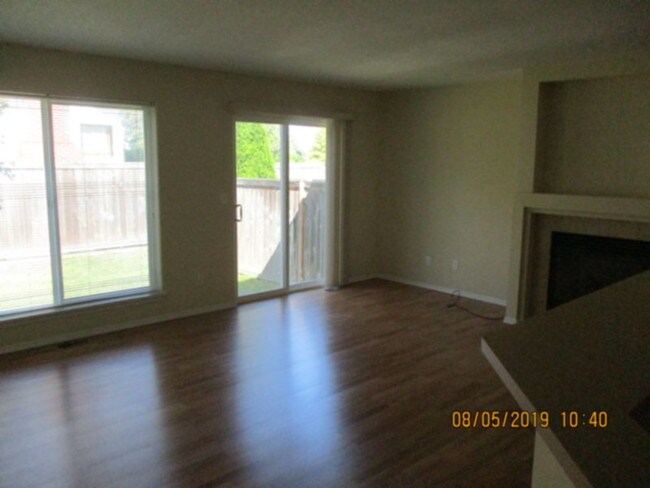 Building Photo - 20 Fairweather Dr