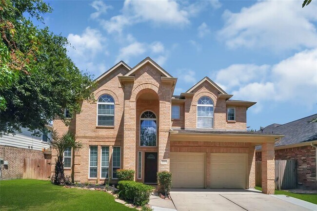 Building Photo - 25525 Oakhurst Forest Dr