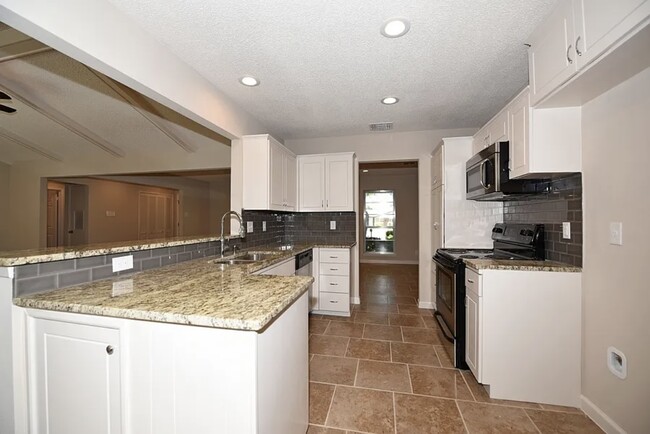 Foto del edificio - 10418 Rockland Dr