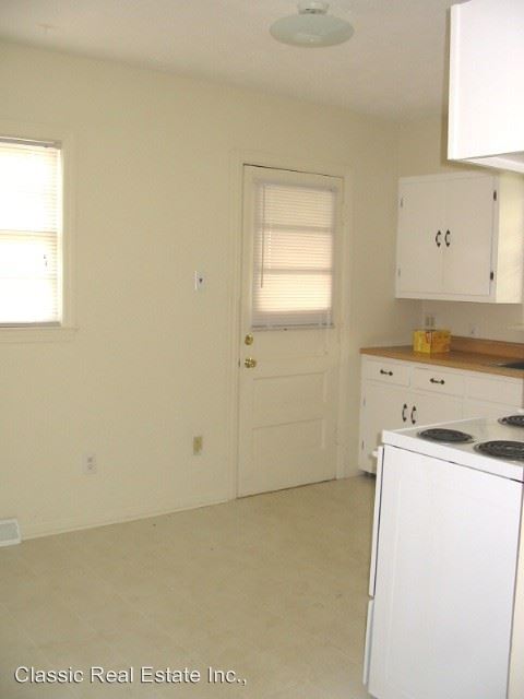 Building Photo - 145 Northwood Dr