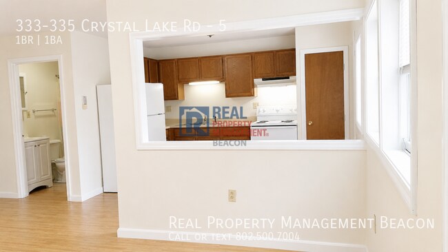 Foto del edificio - 333-335 Crystal Lake Rd-5