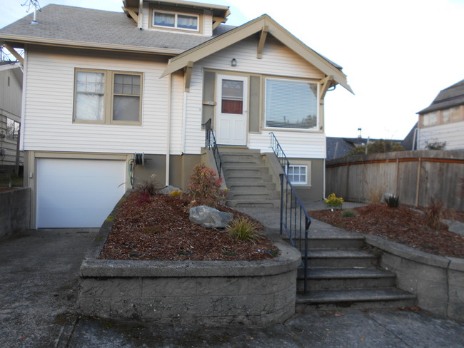 Building Photo - 1508 7th St
