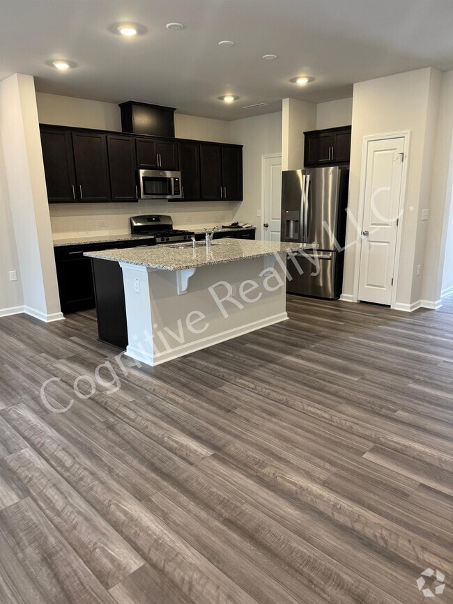 Building Photo - 1516 Foal Run Trl