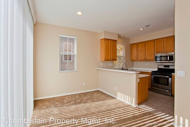 Building Photo - 3 br, 2 bath House - 6167 Paseo Ensillar