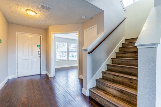 Foto del edificio - 813 Post Oak Trail
