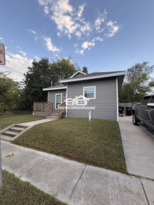 Foto del edificio - New 3 bed 2 bath Home in the Heart of Greenville!!