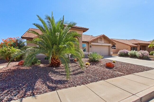 Building Photo - 20657 N Ventana Dr W