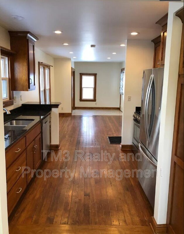 Primary Photo - 4724 Neosho Ln