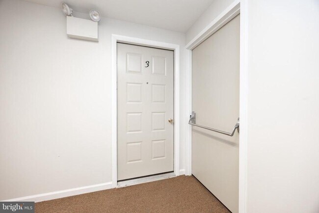 Foto del edificio - 3183 Main St.