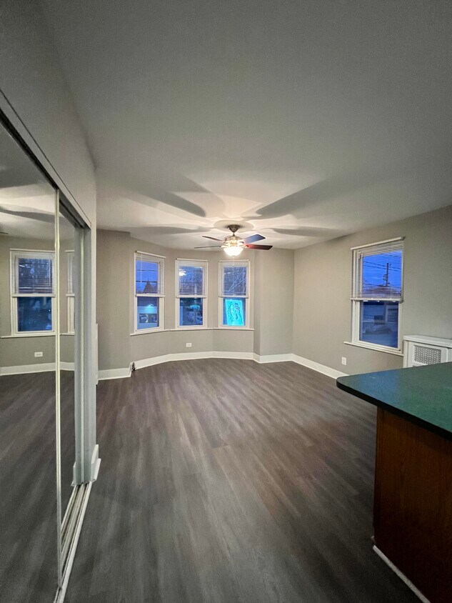Living room - 1218 Cottman Ave