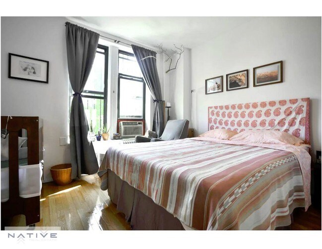Foto del edificio - 582 7th Ave