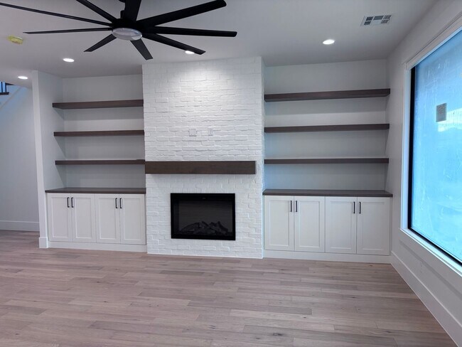 Foto del edificio - Brand New 6 Bed 4 Bath Rental Near Sand Hollow!