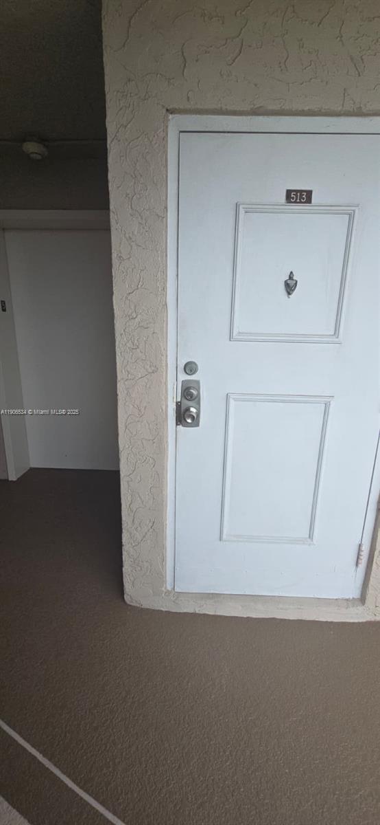 Foto del edificio - 1200 NW 87th Ave