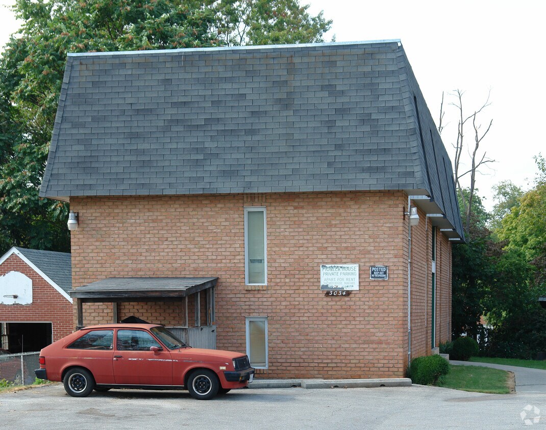 Building Photo - 3034 Pioneer Rd NW