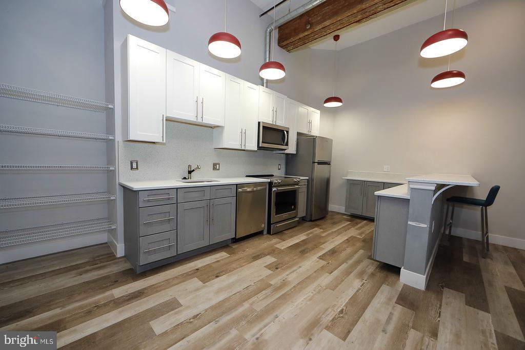 Foto principal - 1822 E Glenwood Ave