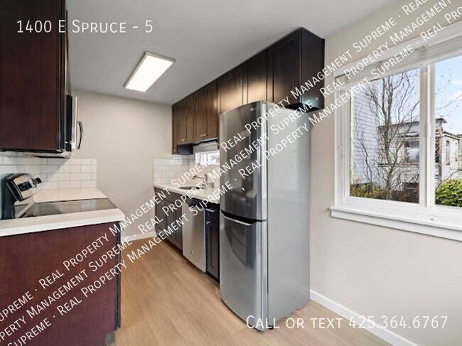 Foto del edificio - 1400 E Spruce-5