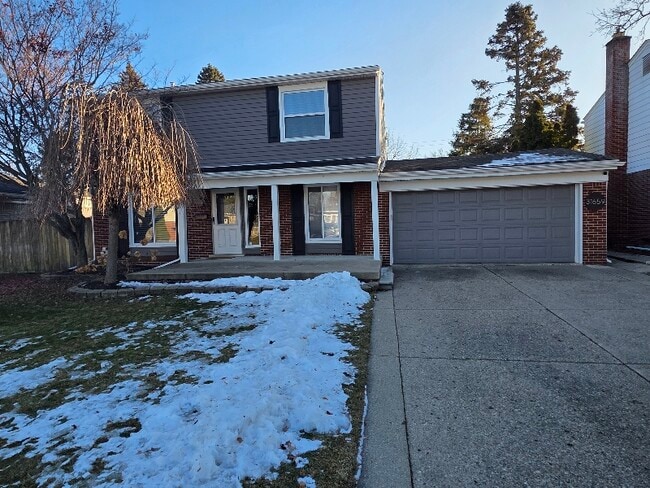 Building Photo - 31659 Perth St