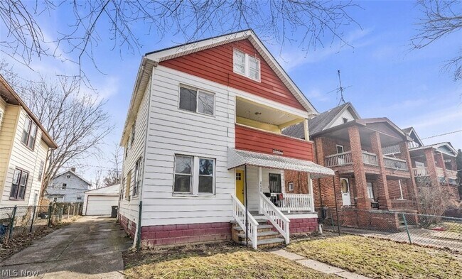 Foto del edificio - 3519 W 100th St