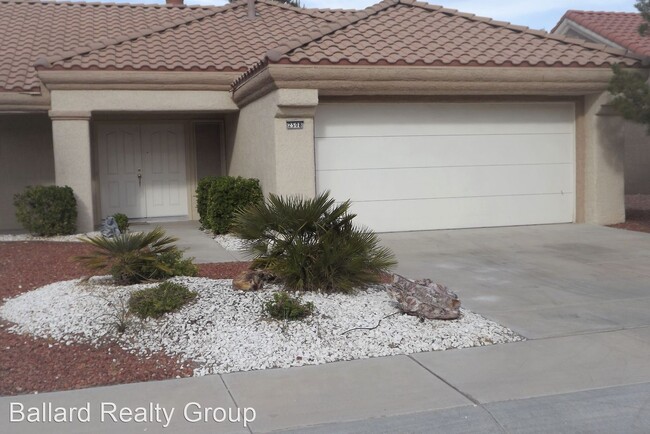 Building Photo - 2 br, 2 bath House - 2508 Desert Sands Drive