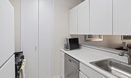 Foto del edificio - 147 E 48th St