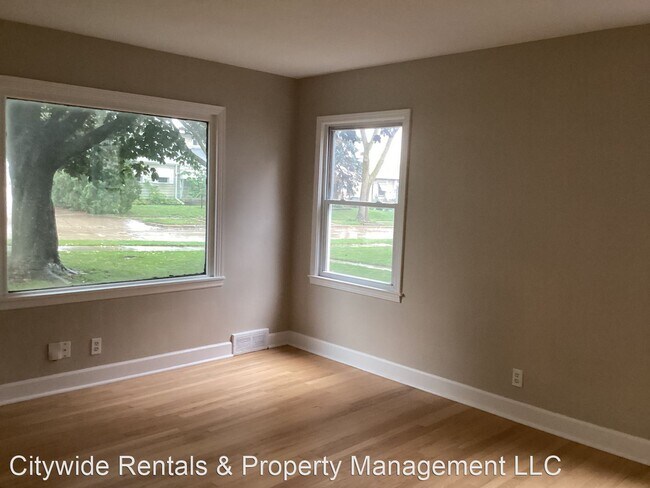 Building Photo - 4 br, 1.5 bath House - 3435 N 86th St