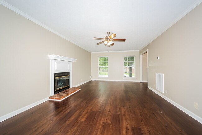 Foto del edificio - 603 McGivney Ct