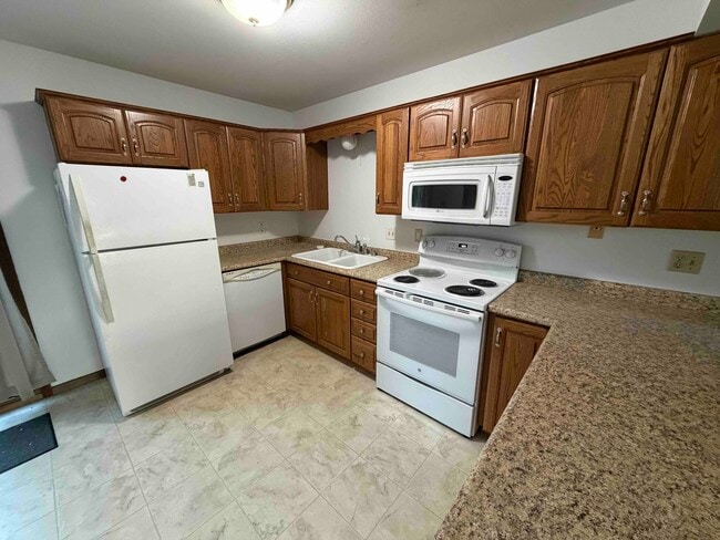 Building Photo - 5221 W Loomis Rd