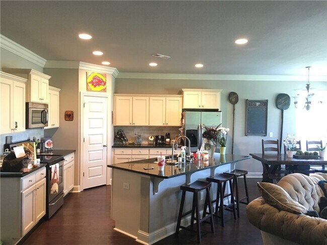 Foto del edificio - 1430 Gooseneck Ln