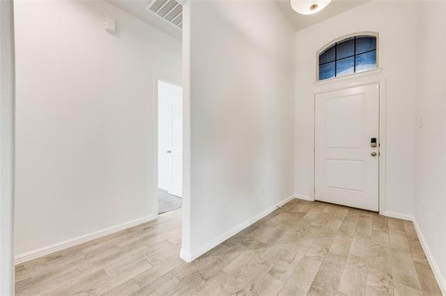 Building Photo - 9244 Leveret Ln