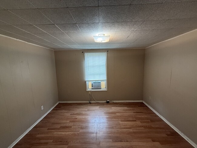 Foto del edificio - 720 N Texas St