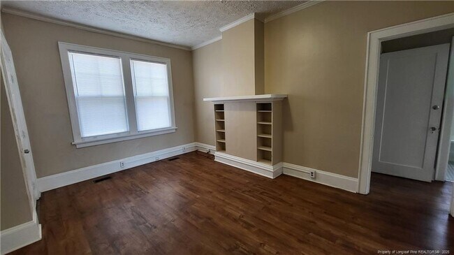 Foto del edificio - 406 N Walnut St