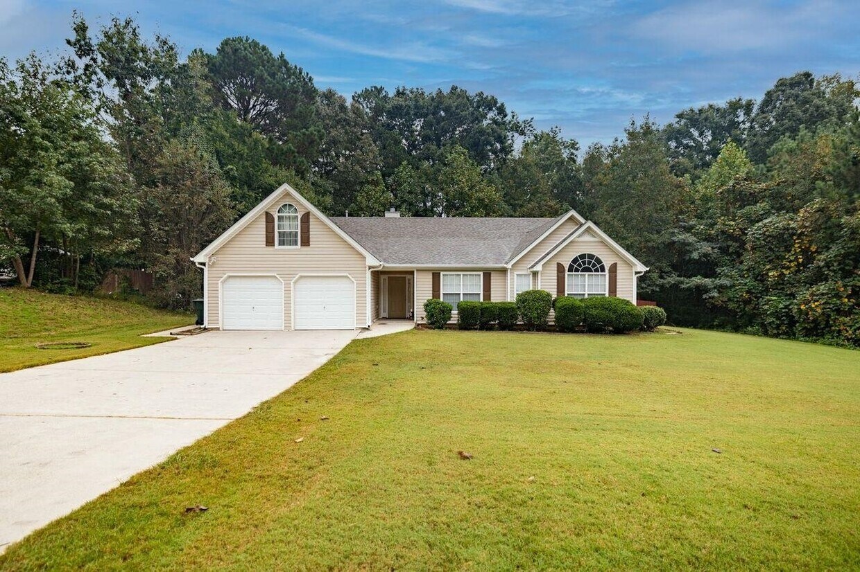 150 Charity Dr, Douglasville, GA 30134 House for Rent in Douglasville