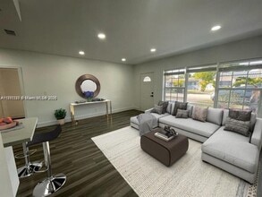 Building Photo - 280 NE 169th St
