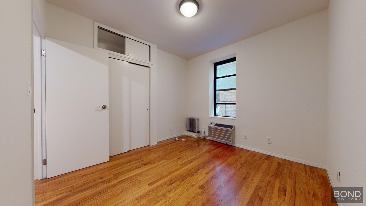 Primary Photo - 240 Waverly Pl