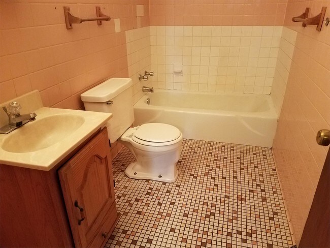 Foto del edificio - 1722 Remington Rd