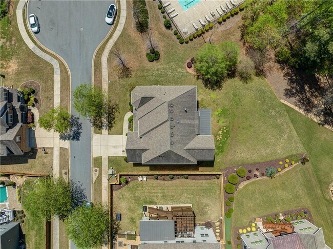 Building Photo - 302 Herrington Ct