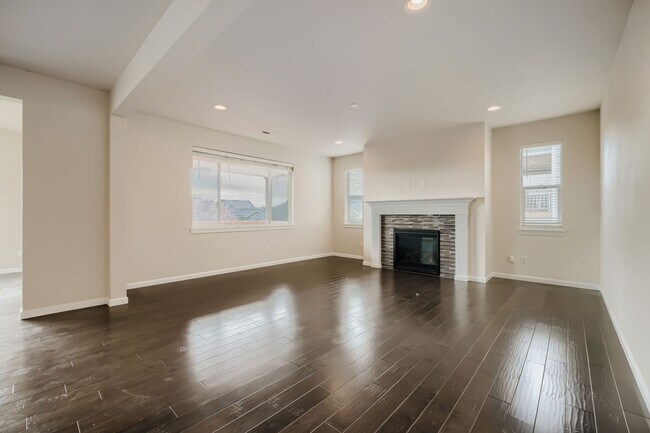 Building Photo - Amazing 6bed/3bath home in Edgewood, WA!