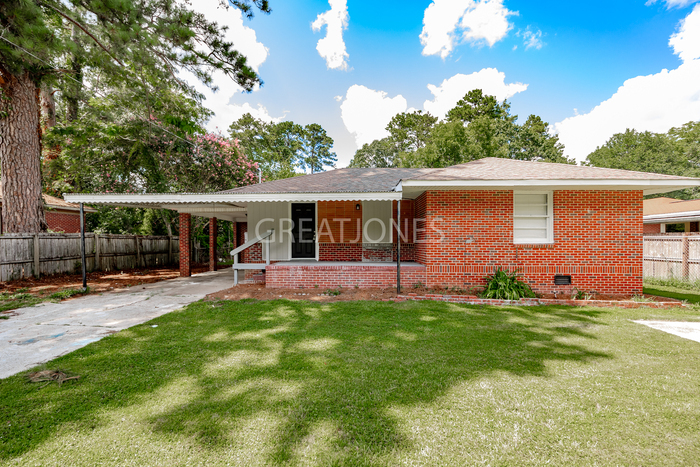 Foto principal - 4231 Searcy St