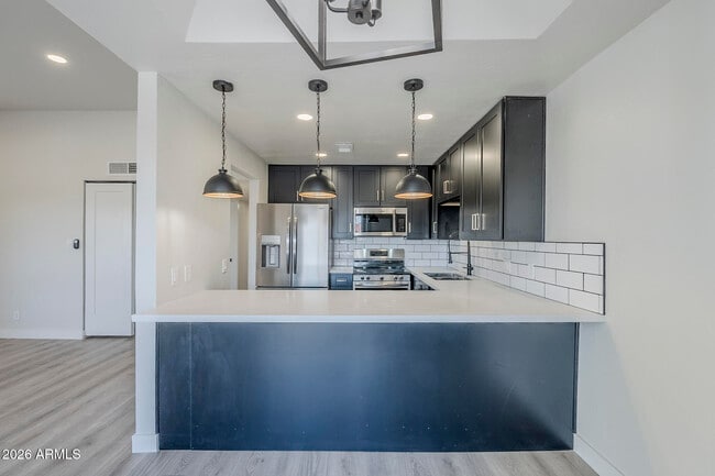 Building Photo - 2959 N 68th Pl