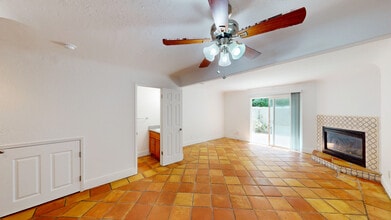 Building Photo - 18239 Happy Ln