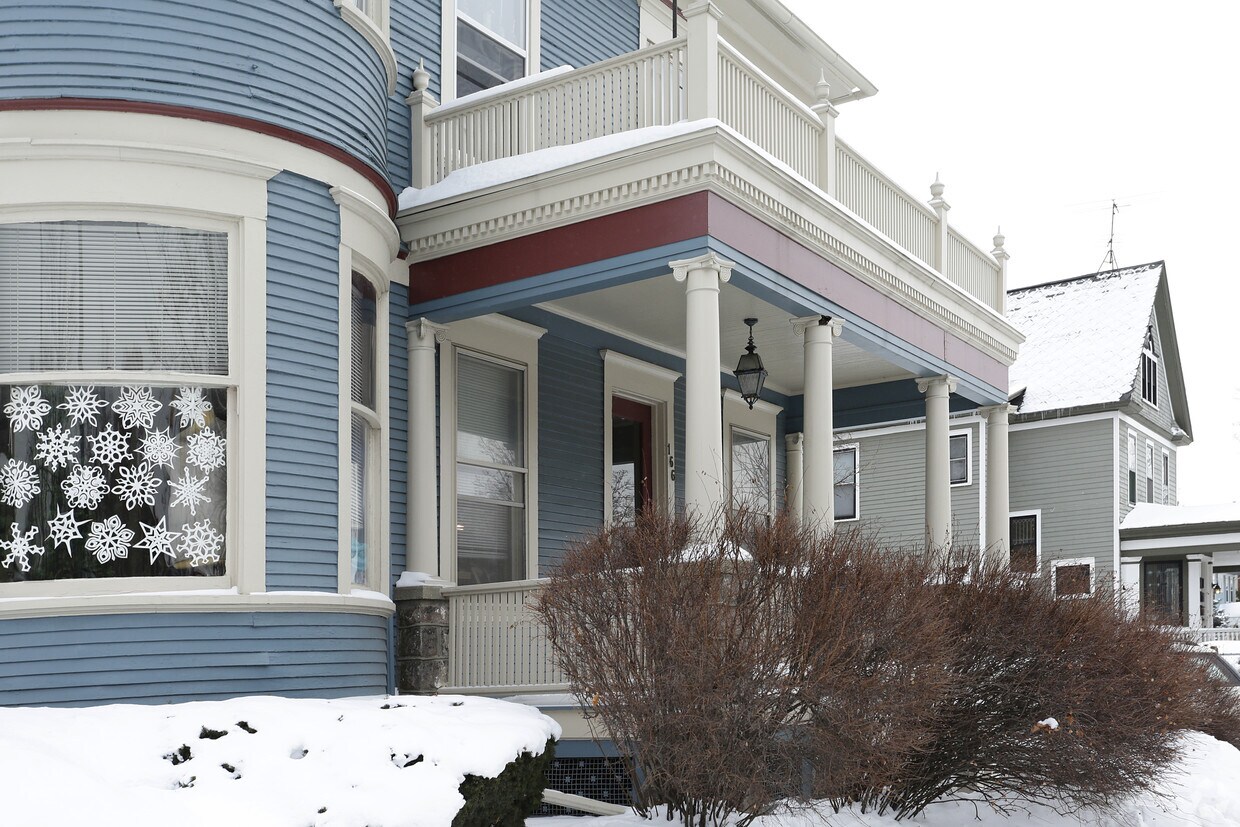 Building Photo - 166 Lafayette Apartments