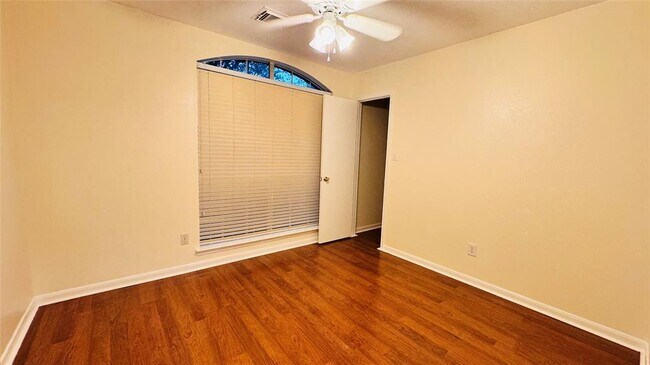 Foto del edificio - 10614 Desert Springs Cir