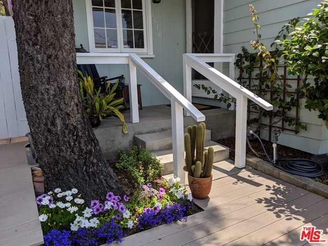 Foto del edificio - 1610 Glendon Ave