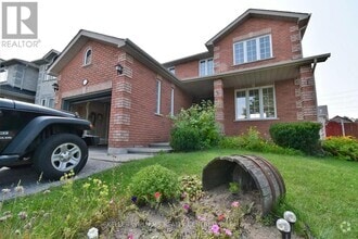 Building Photo - 46 Birchwood Dr