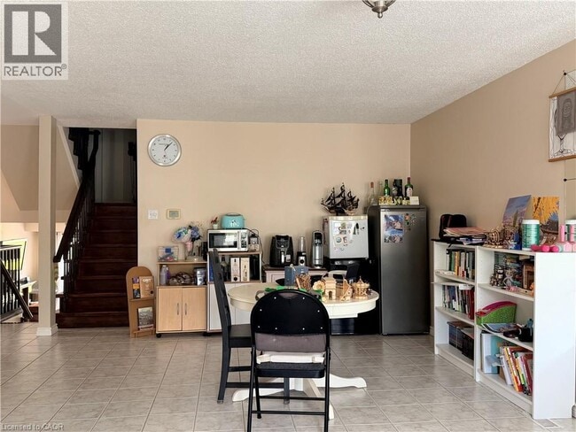 Building Photo - 622A RUMMELHARDT Drive