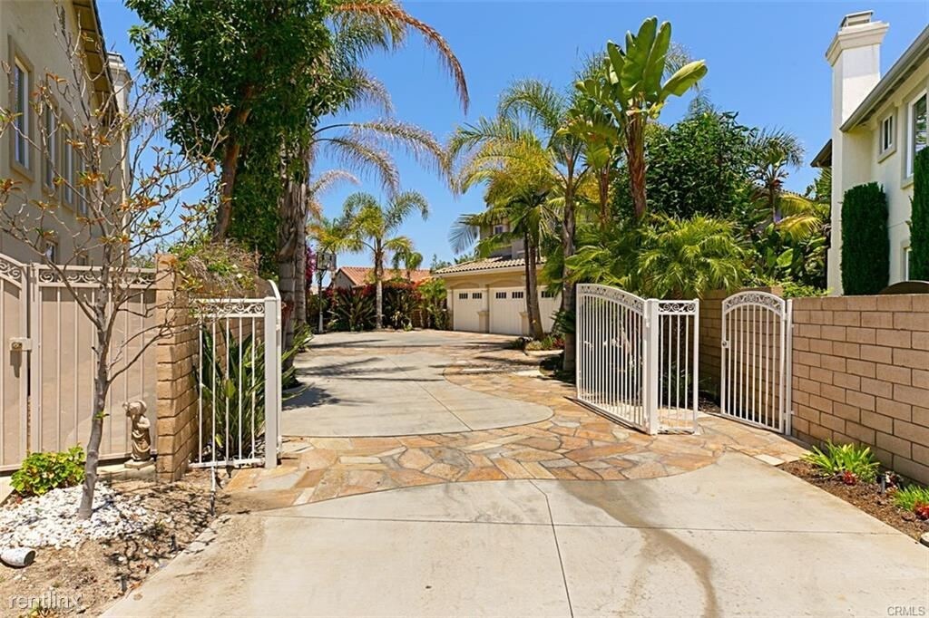 Primary Photo - 4 br, 3 bath House - 24711 Jessica Pl